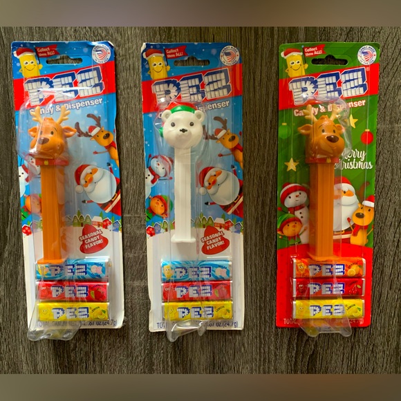 4 Piece Vintage Christmas PEZ Dispensers & Candy. NIB - Picture 2 of 8